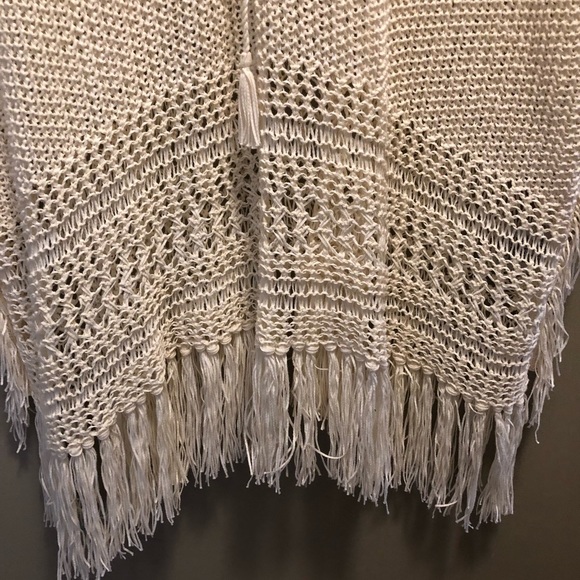 Top - Picture 3 of 4